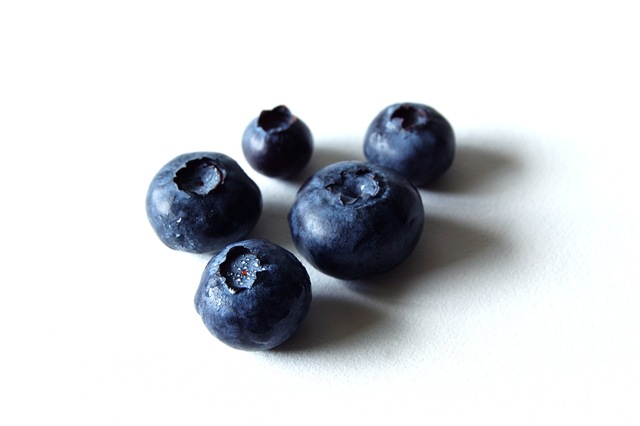 blueberries horizontal